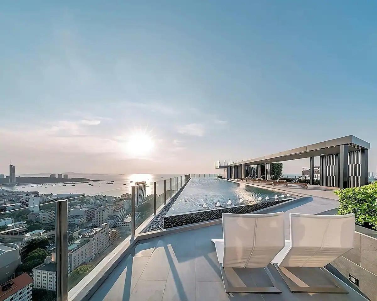 Great Location With Infinity Pool - Central Pattaya Apartment Exterior photo